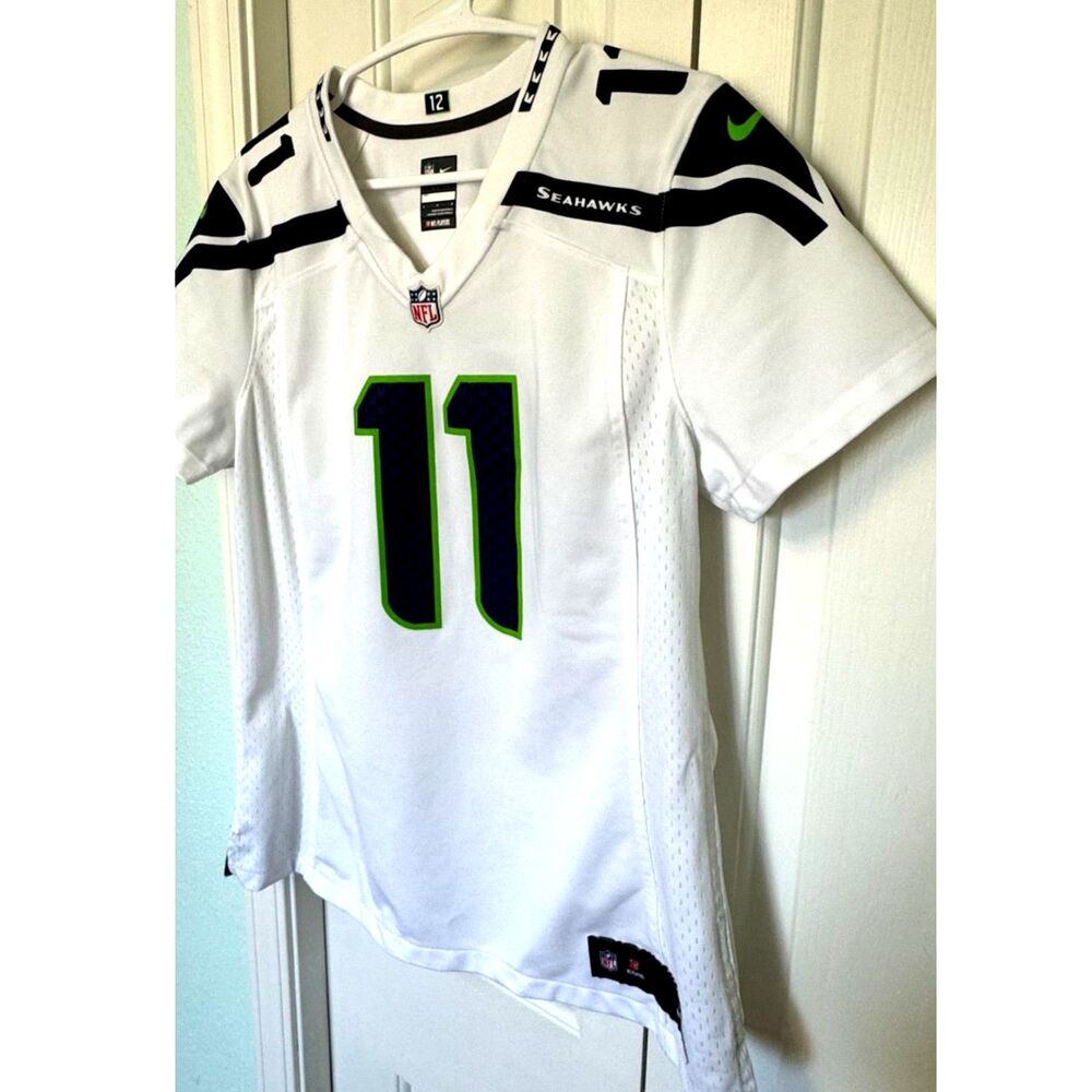 Nike Seattle Seahawks Percy Harvin #11 NFL Football Jersey White Women's Size L